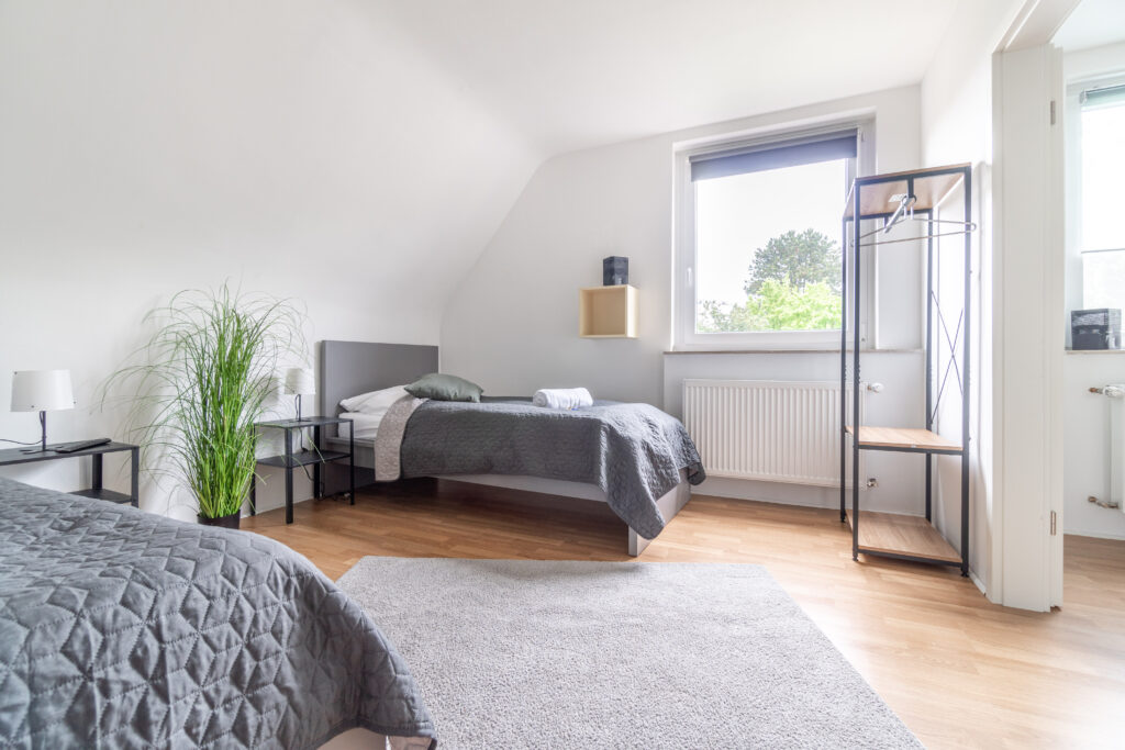 Schlafzimmer, Bett, Doppelzimmer, Einzelzimmer, Schlafen, Garderobe, Kleiderschrank, Einzelbett